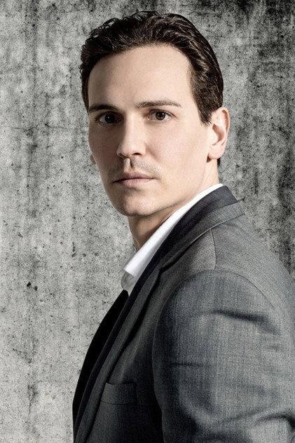 Christopher Schärf - Actor Profile Photo