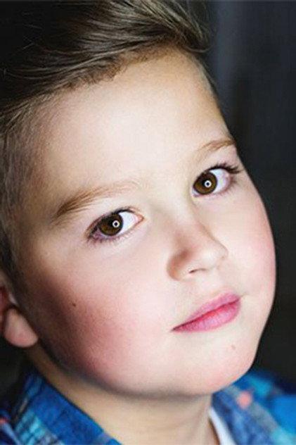 Porter Schaefer - Actor Profile Photo