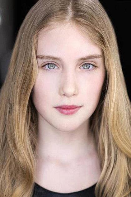 Adriana Novikova - Actor Profile Photo