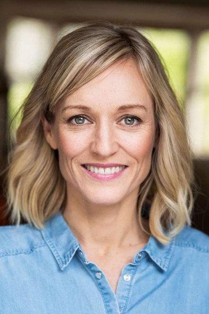 Sally Stockwell - Actor Profile Photo