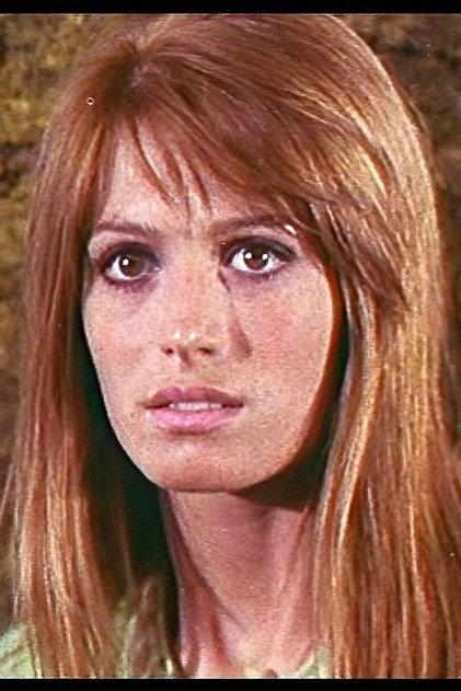 Ursula Davis - Actor Profile Photo