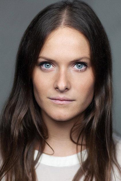 Lily Knight - Actor Profile Photo
