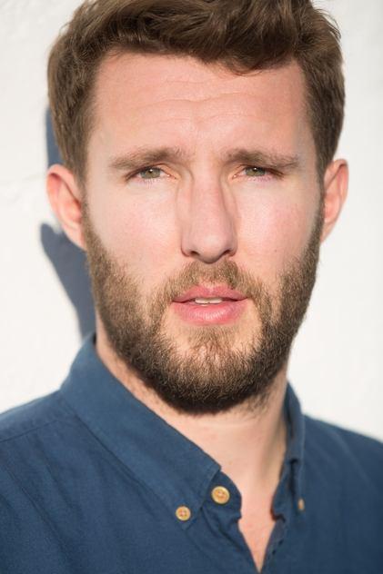 Charlie Hewson - Actor Profile Photo