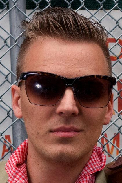 Oliver Bell - Actor Profile Photo