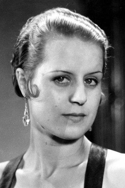 Eliška Pleyová - Actor Profile Photo