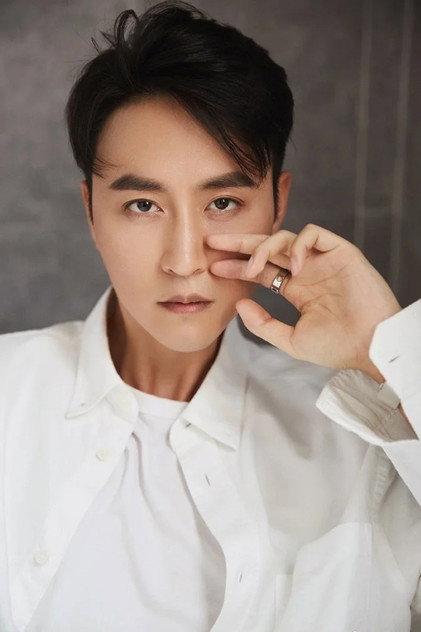 Ivan Zhu - Actor Profile Photo