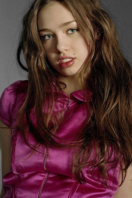 Skye Arens - Actor Profile Photo