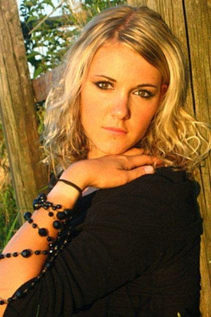 Stephani Burkhard - Actor Profile Photo