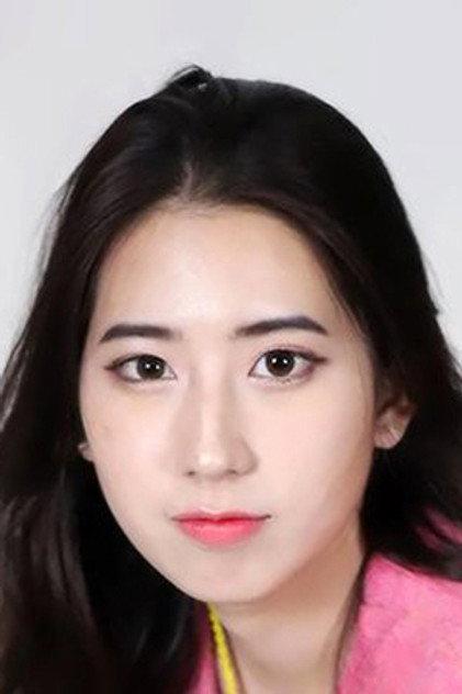 Numsai Panamin Wongseenil - Actor Profile Photo