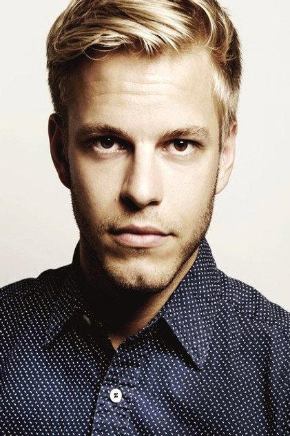 Giles Cooper - Actor Profile Photo