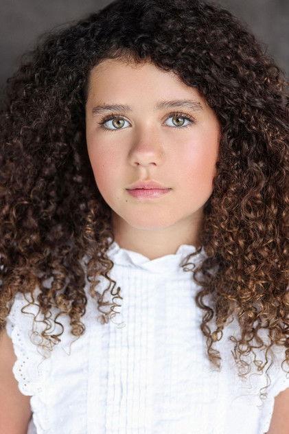 Clementine Benstock - Actor Profile Photo