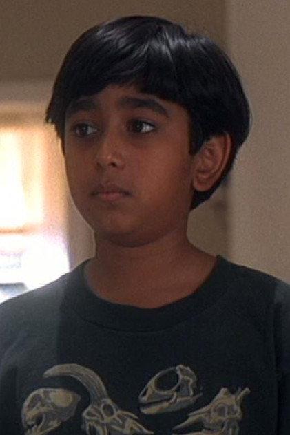 Rishi Bhat - Actor Profile Photo