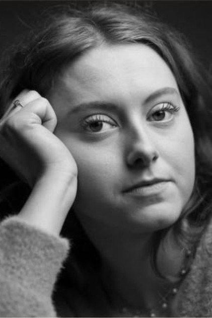 Lucy Mabbitt - Actor Profile Photo