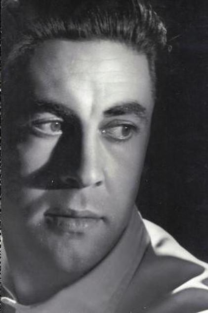 Carlos Miguel Solá - Actor Profile Photo