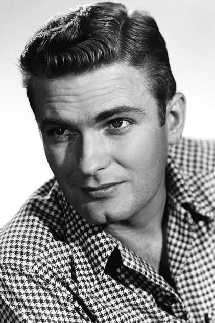 William Leslie - Actor Profile Photo