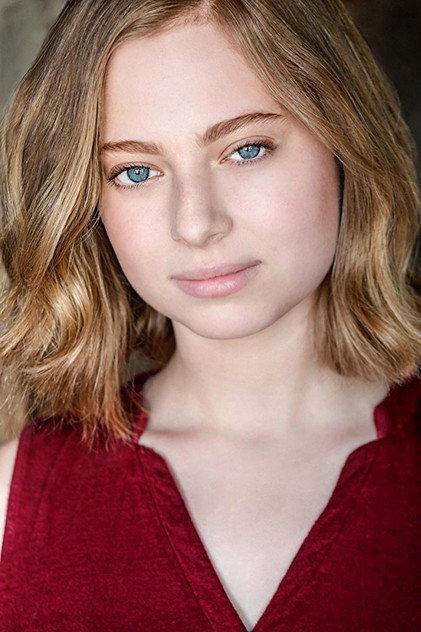 Sara Rodier - Actor Profile Photo