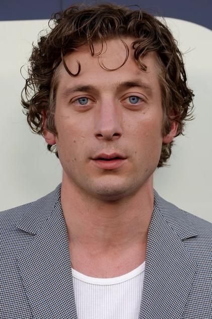 Jeremy Allen White - Actor Profile Photo