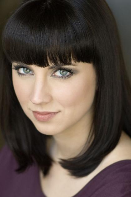 Ella Bardine - Actor Profile Photo