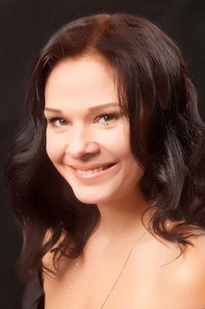 Albina Sotnykova - Actor Profile Photo
