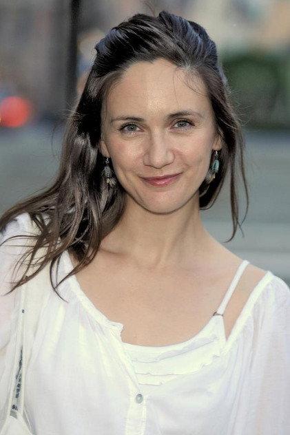Ilona Ostrowska - Actor Profile Photo