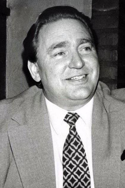 Gustav Winckler - Actor Profile Photo