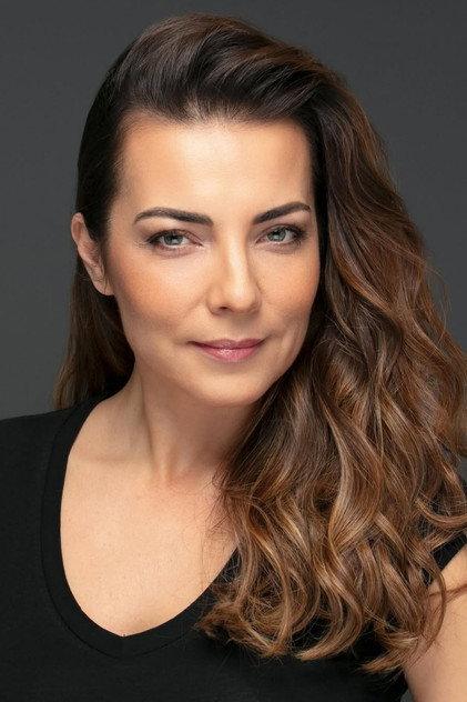 Burcu Kara - Actor Profile Photo
