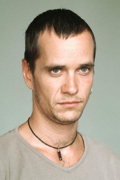 Erik Ollé - Actor Profile Photo