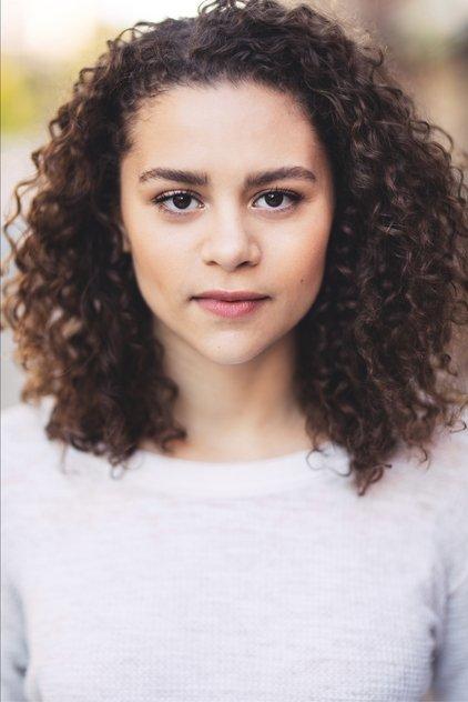 Lily Santiago - Actor Profile Photo