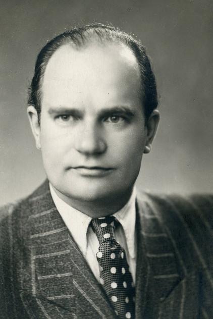 Helmut Vaag - Actor Profile Photo