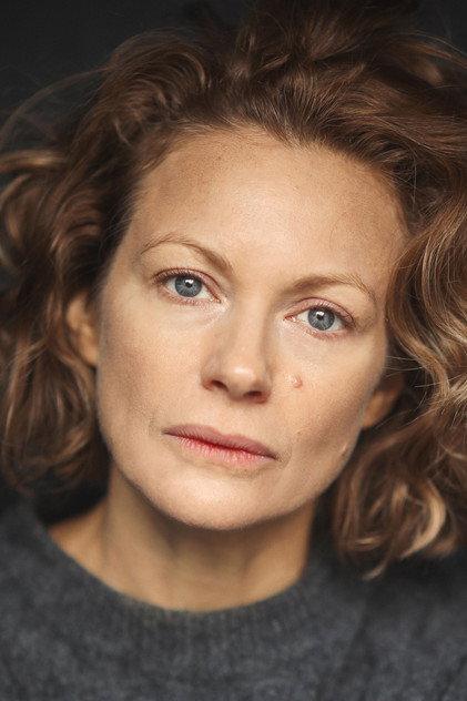 Charlotte Hunter - Actor Profile Photo