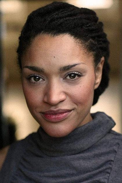 Kerri McLean - Actor Profile Photo