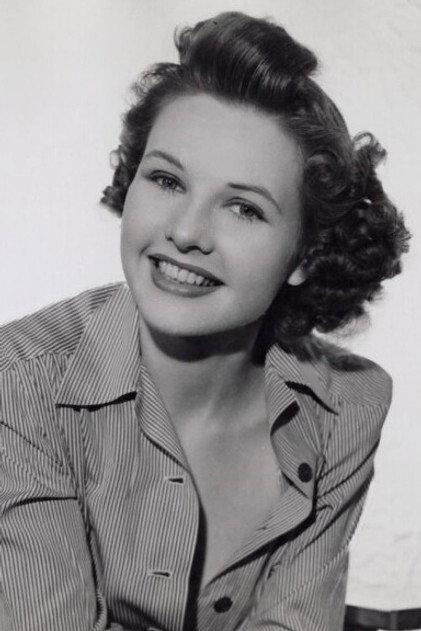 Sheila Sim - Actor Profile Photo