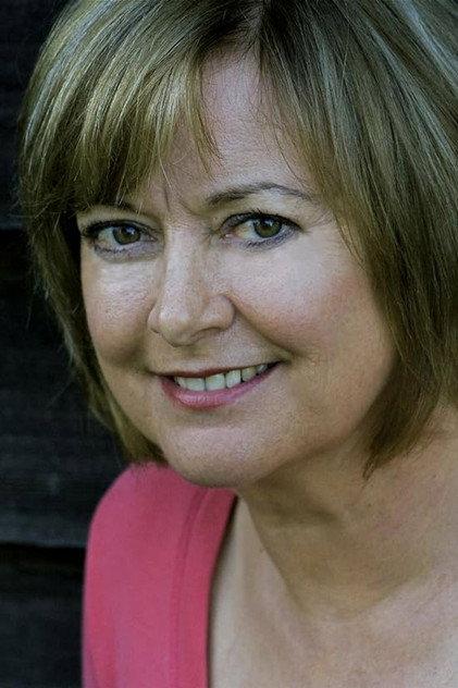 Margot Pinvidic - Actor Profile Photo