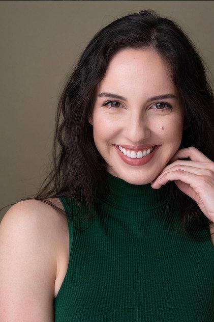 Shélah Larson - Actor Profile Photo