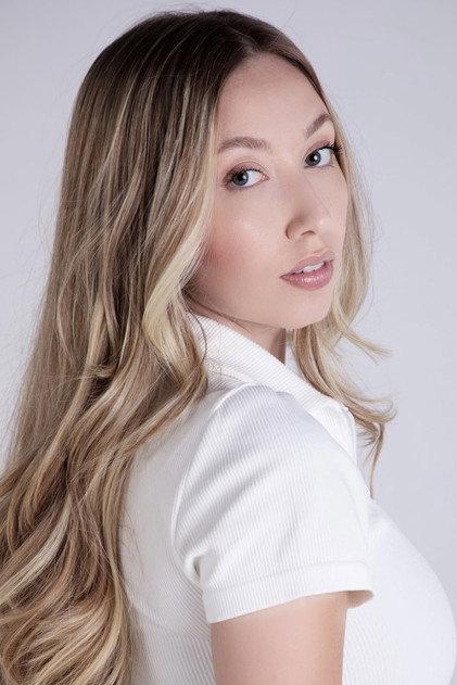 Carolina Cristal - Actor Profile Photo