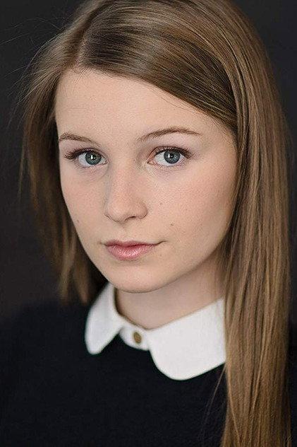 Madison Thompson - Actor Profile Photo
