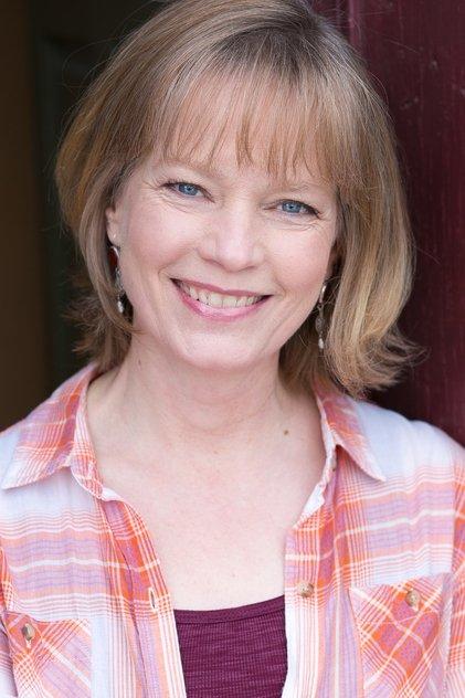 Amy Stoch - Actor Profile Photo