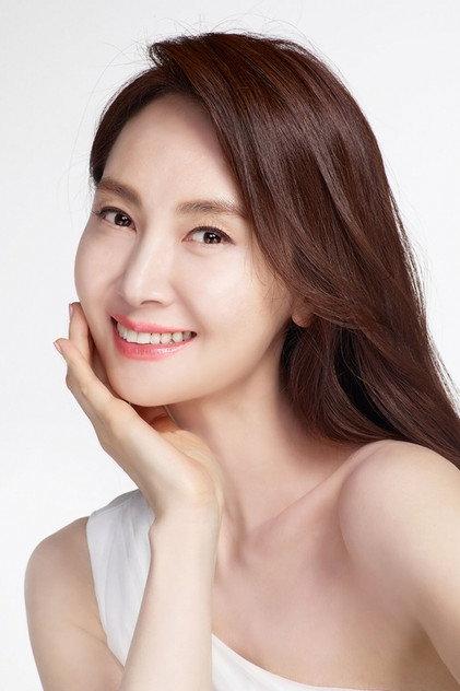 Chae Shi-ra - Actor Profile Photo