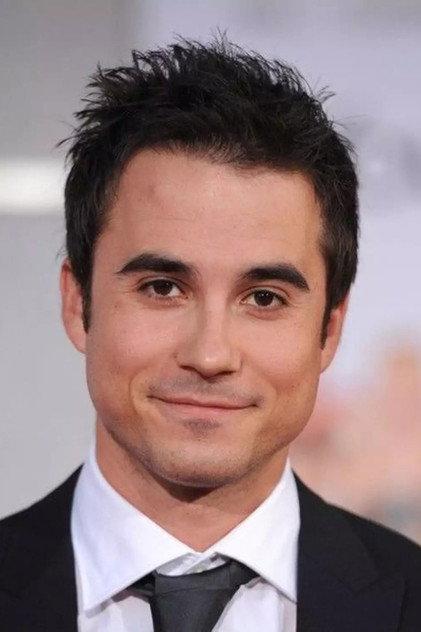 Sean Wing - Actor Profile Photo