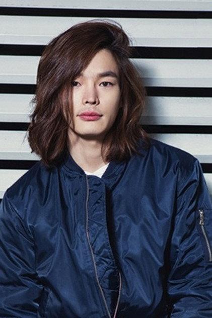 Choi Young-min - Actor Profile Photo