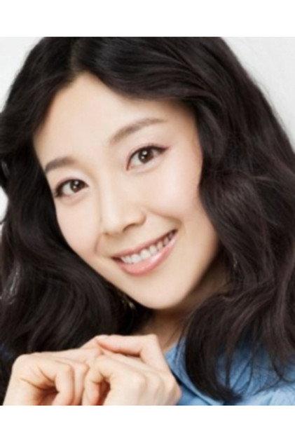 Min Ah-ryung - Actor Profile Photo