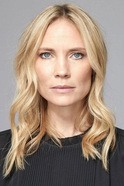 Moa Gammel - Actor Profile Photo