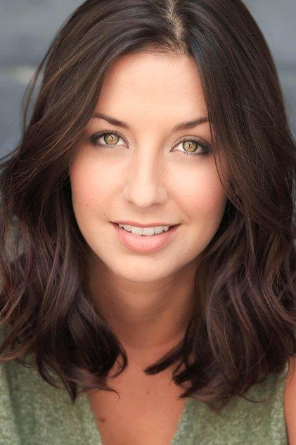 Adriana Leonard - Actor Profile Photo