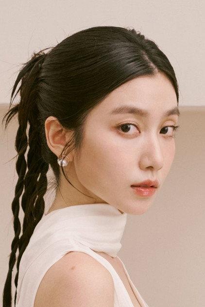 Sabrina Chen - Actor Profile Photo