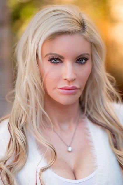 Tracy Lear - Actor Profile Photo