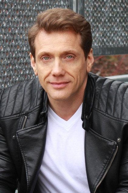 Stefen Hayes - Actor Profile Photo