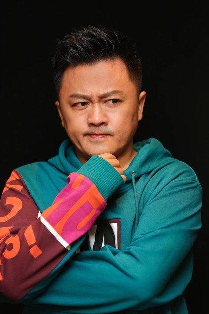 Yilun Xue - Actor Profile Photo