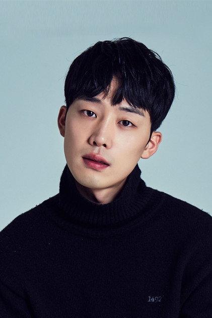 Lee Ga-sub - Actor Profile Photo