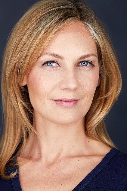 Sarah Cleveland - Actor Profile Photo