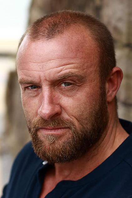 Ross O'Hennessy - Actor Profile Photo